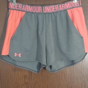 Under Armour running shorts w/pockets sz.M